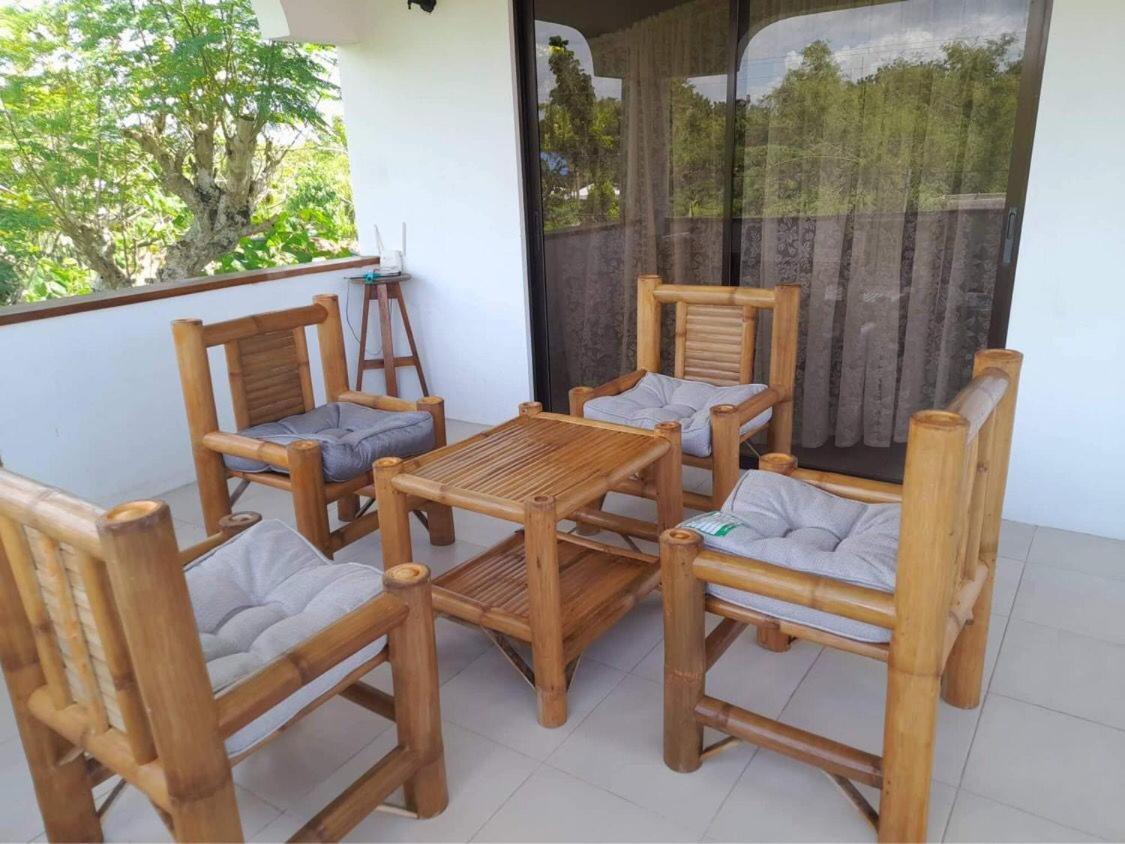 Beth'S Villa Moalboal Exterior foto